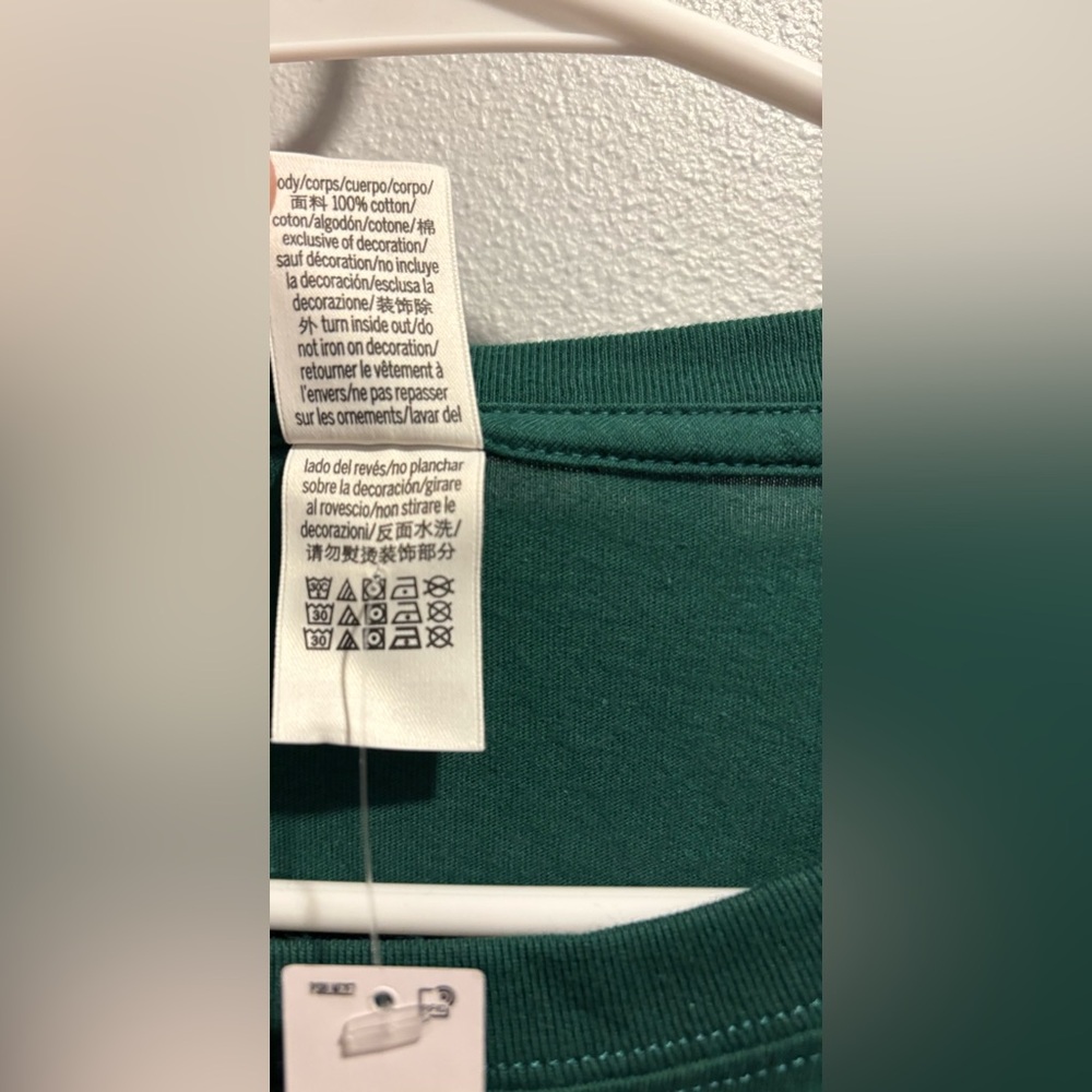 NWT PINK Victoria’s Secret Campus Tee - Picture 5 of 5